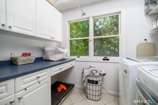 64 East Hunting Ridge Road, Stamford, CT 06903