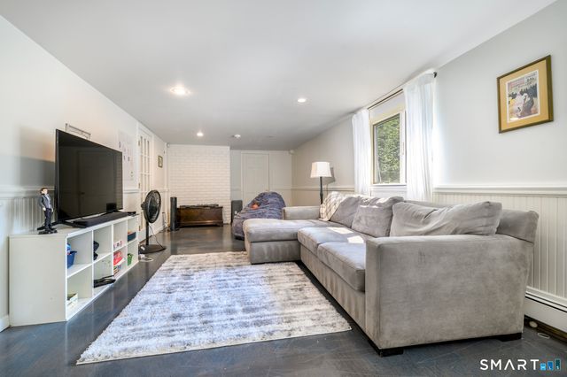 64 East Hunting Ridge Road, Stamford, CT 06903
