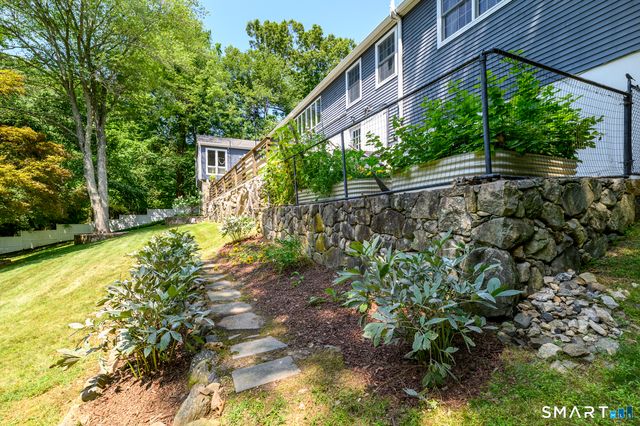 64 East Hunting Ridge Road, Stamford, CT 06903