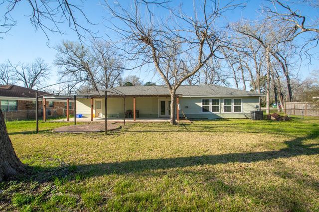2509 Ward Road, Baytown, TX 77520