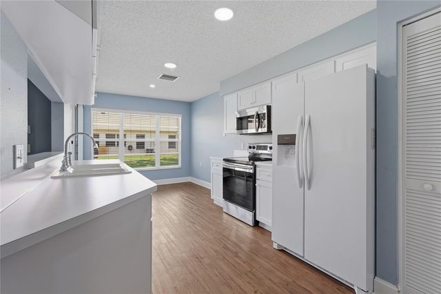 9031 WARWICK LANE 9031, New Port Richey, FL 34655