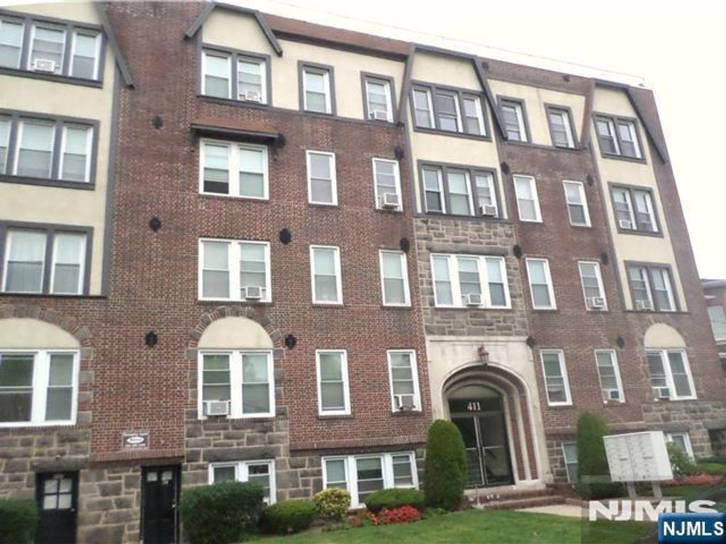 411 Highland Avenue D4, Palisades Park, NJ 07650
