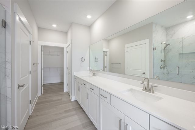 761 Rock Harbor, Avon Lake, OH 44012