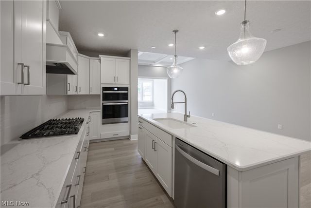 761 Rock Harbor, Avon Lake, OH 44012