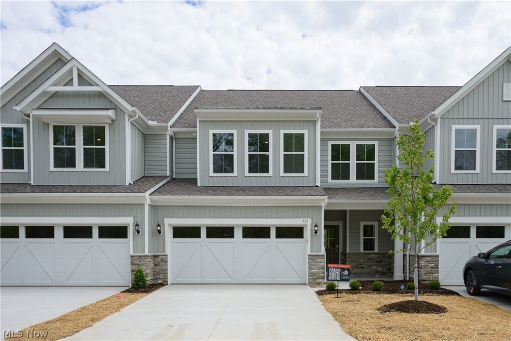 761 Rock Harbor, Avon Lake, OH 44012