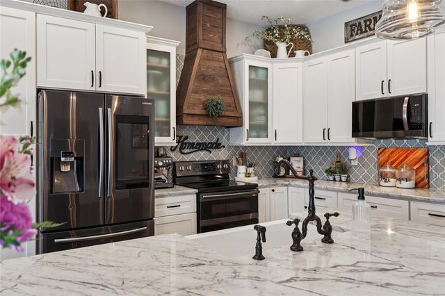 16030 KEALAN CIRCLE, Montverde, FL 34756