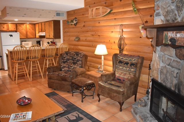 1435 Wiley Oakley Drive, Gatlinburg, TN 37738