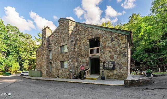 1435 Wiley Oakley Drive, Gatlinburg, TN 37738