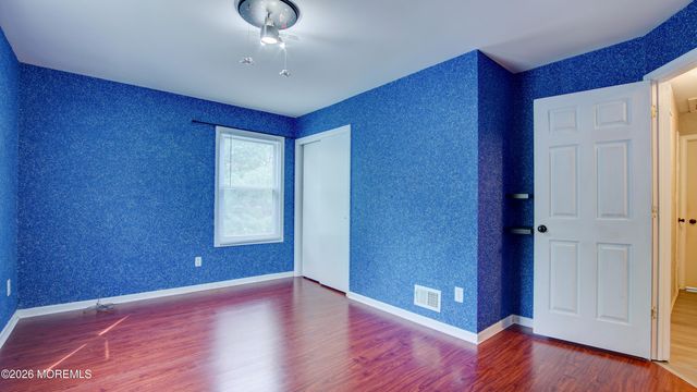2 Lone Star Lane, Manalapan, NJ 07726