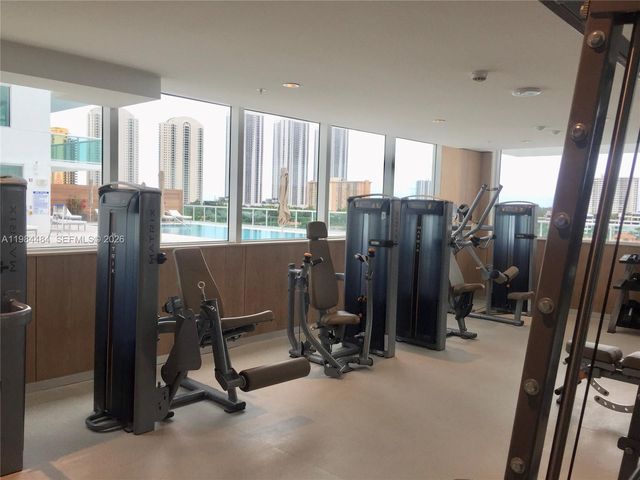 400 Sunny Isles Blvd 1105, Sunny Isles Beach, FL 33160