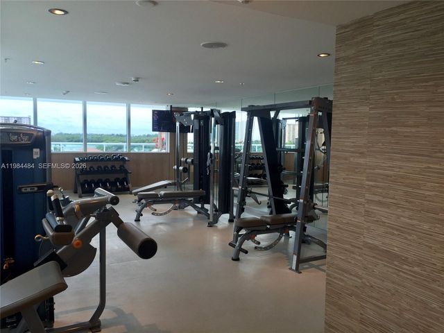 400 Sunny Isles Blvd 1105, Sunny Isles Beach, FL 33160