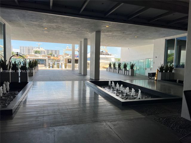 400 Sunny Isles Blvd 1105, Sunny Isles Beach, FL 33160