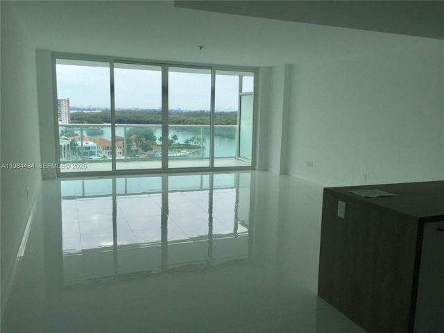 400 Sunny Isles Blvd 1105, Sunny Isles Beach, FL 33160