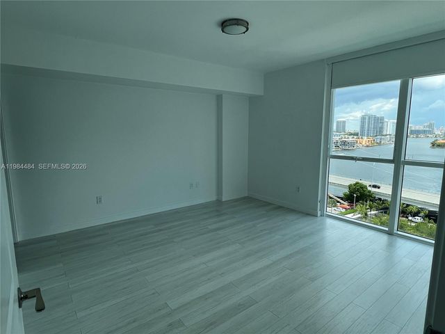 400 Sunny Isles Blvd 1105, Sunny Isles Beach, FL 33160