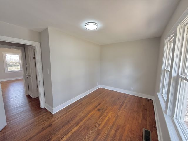 2711 Kenwood Dr, Hopkinsville, KY 42240