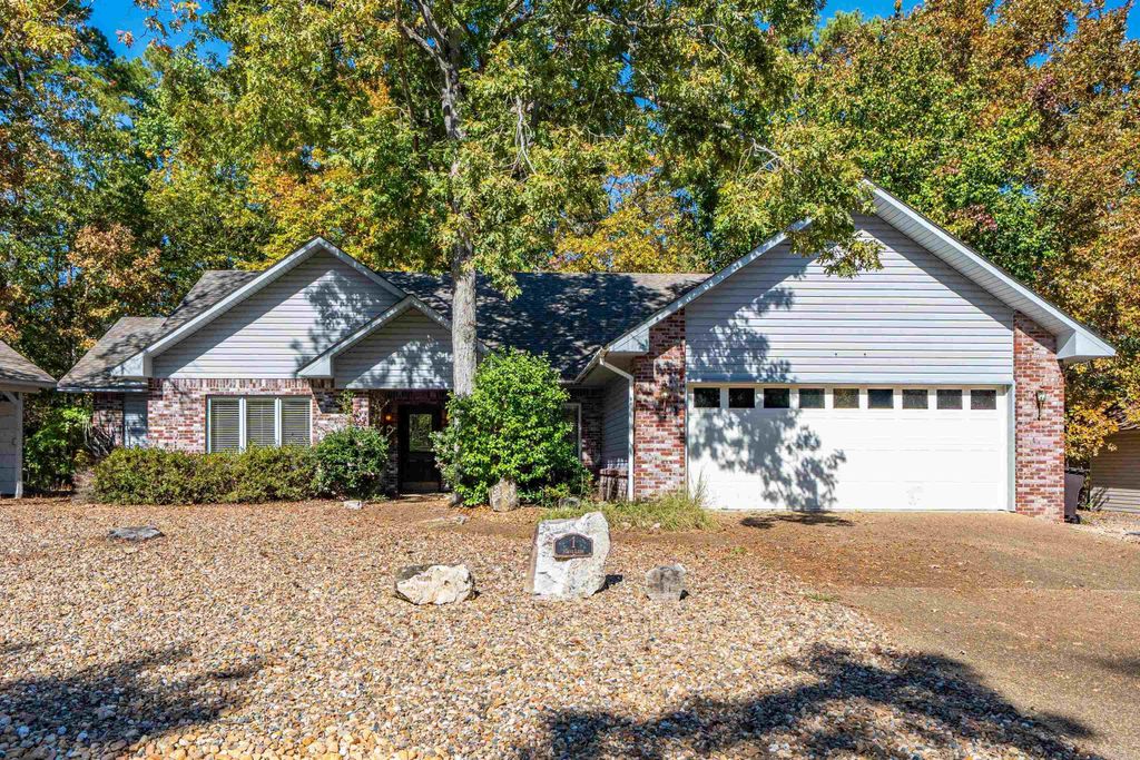 1 Alava Lane, Hot Springs, AR 71909