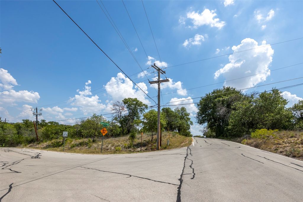 3960 Shore Front Drive, Fort Worth, TX 76135
