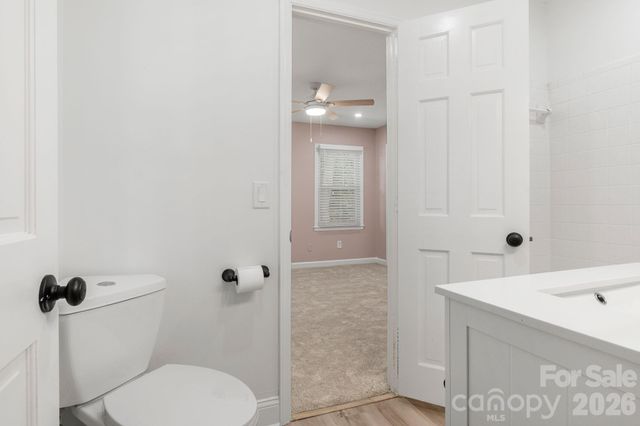 7030 Delta Lake Drive, Charlotte, NC 28215