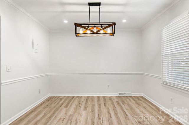 7030 Delta Lake Drive, Charlotte, NC 28215