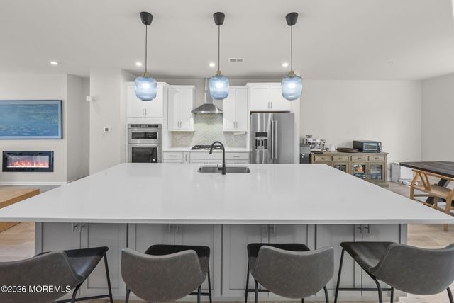 1502 Arose Lane, Middletown, NJ 07748