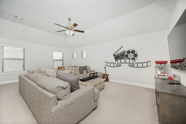 1014 W Villas Court, Lewisville, TX 75067