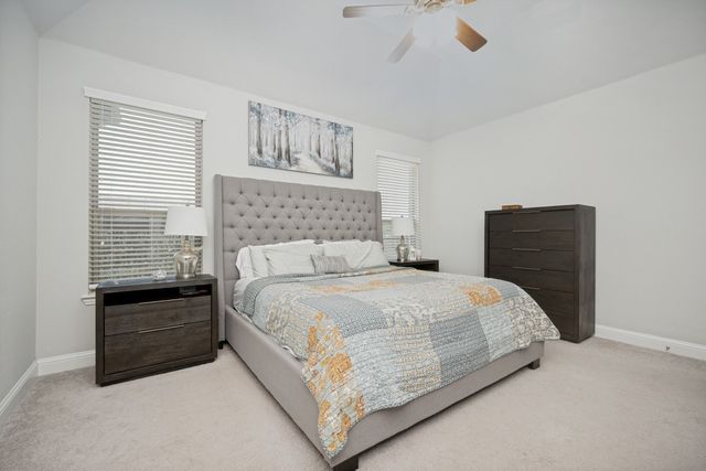 1014 W Villas Court, Lewisville, TX 75067