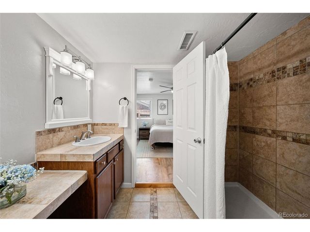 4676 S Lincoln St, Englewood, CO 80113