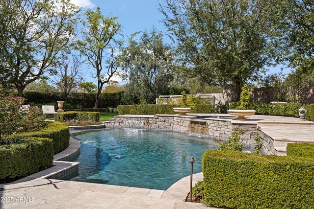 6322 E TURQUOISE Avenue, Paradise Valley, AZ 85253