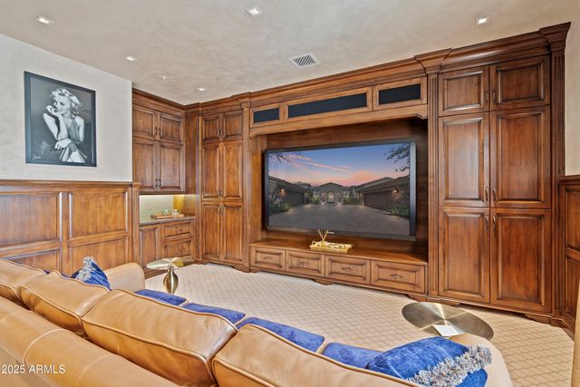 6322 E TURQUOISE Avenue, Paradise Valley, AZ 85253