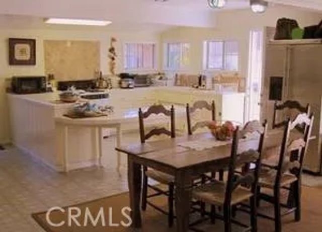 17272 Simonds, Los Angeles, CA 91344