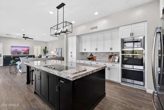 10674 E BUTHERUS Drive, Scottsdale, AZ 85255