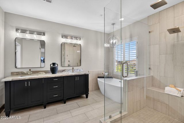 10674 E BUTHERUS Drive, Scottsdale, AZ 85255