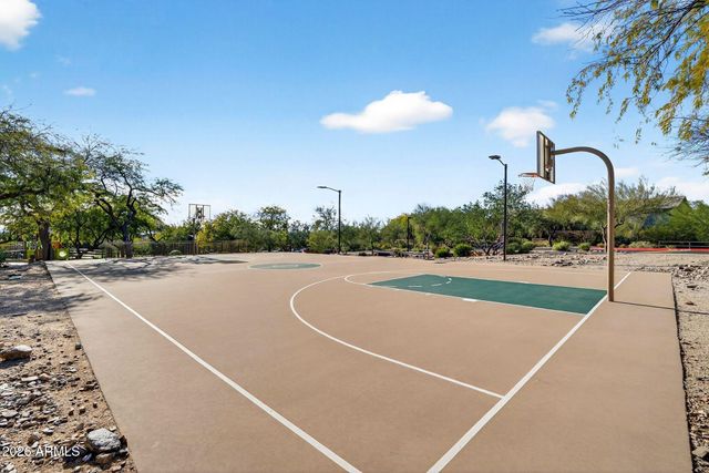 10674 E BUTHERUS Drive, Scottsdale, AZ 85255