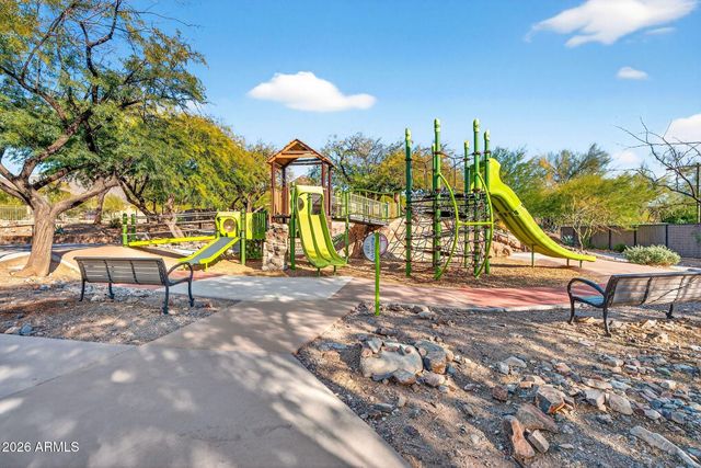 10674 E BUTHERUS Drive, Scottsdale, AZ 85255