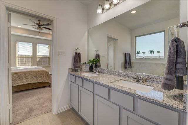 8023 Royal Palm Drive, Fulshear, TX 77441