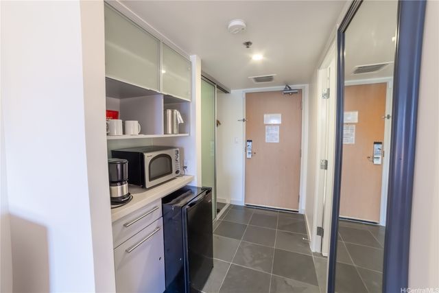 410 Atkinson Drive 2619, Honolulu, HI 96814