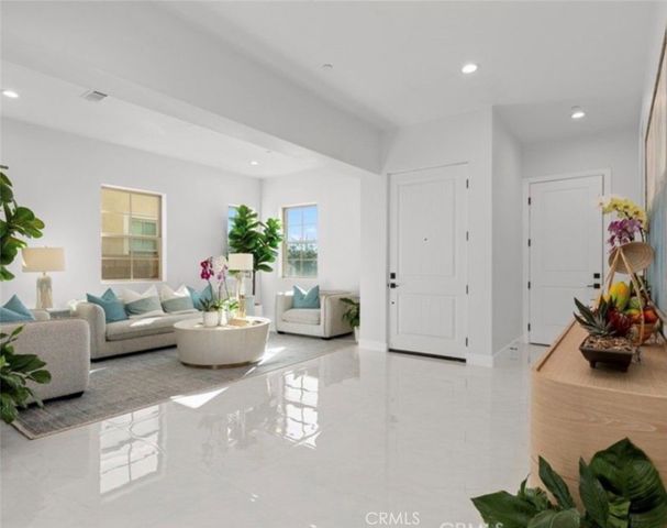 17413 Siena, Fountain Valley, CA 92708