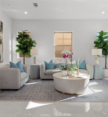 17413 Siena, Fountain Valley, CA 92708