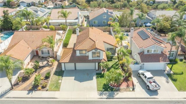 36194 Toulon, Murrieta, CA 92562