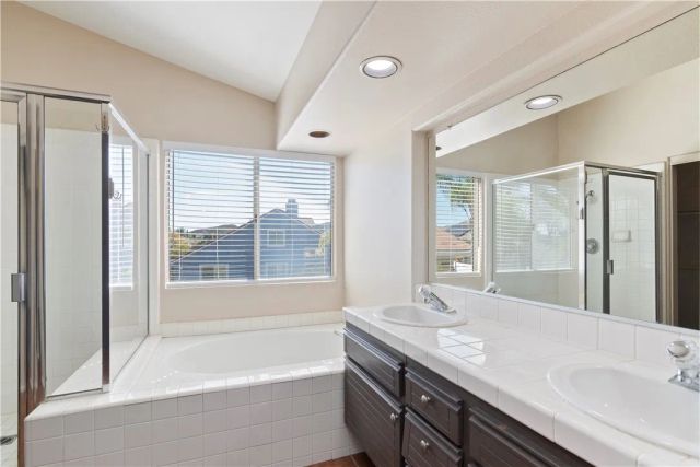 36194 Toulon, Murrieta, CA 92562