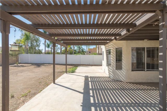 36194 Toulon, Murrieta, CA 92562