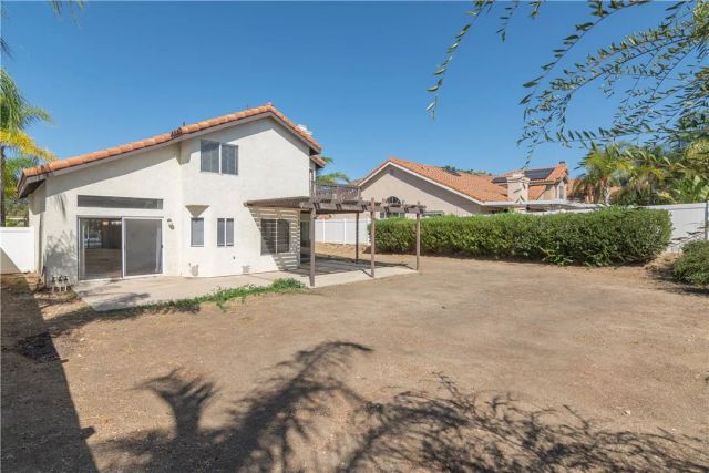 36194 Toulon, Murrieta, CA 92562