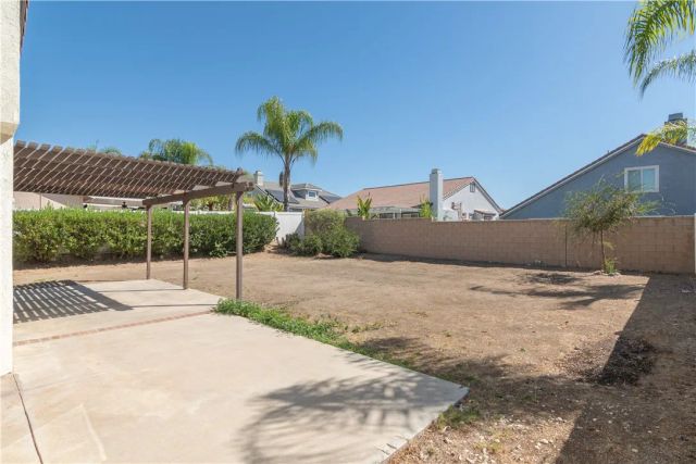 36194 Toulon, Murrieta, CA 92562