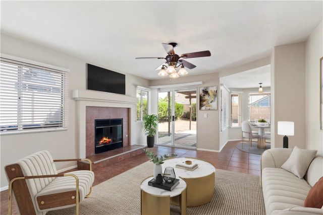 36194 Toulon, Murrieta, CA 92562