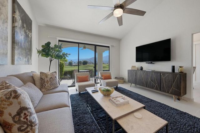 54672 Inverness Way, La Quinta, CA 92253