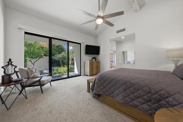 54672 Inverness Way, La Quinta, CA 92253
