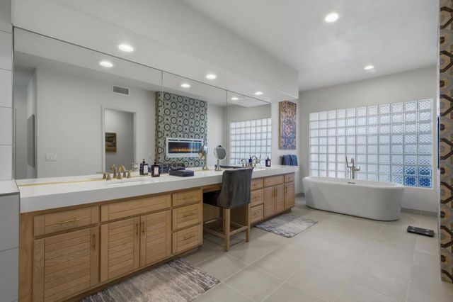 54672 Inverness Way, La Quinta, CA 92253
