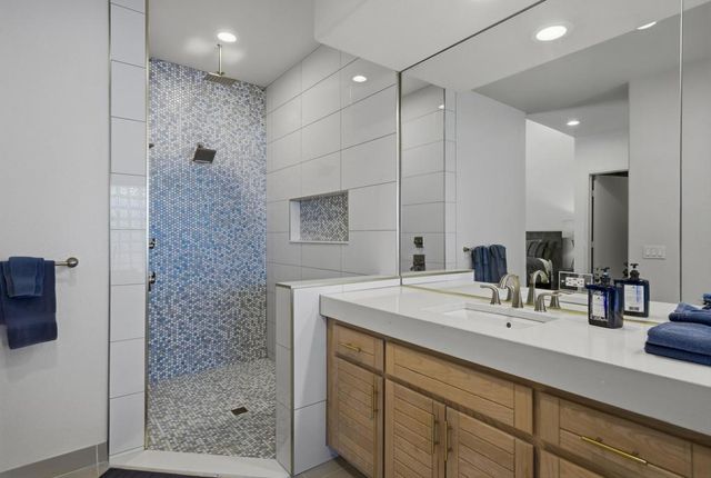 54672 Inverness Way, La Quinta, CA 92253