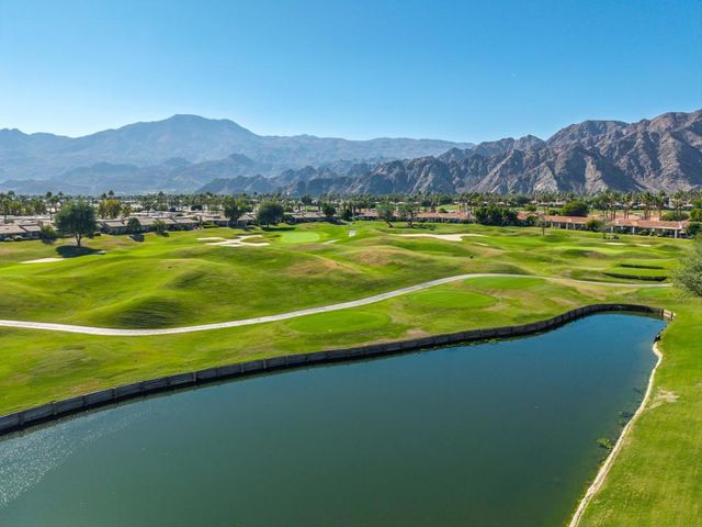 54672 Inverness Way, La Quinta, CA 92253