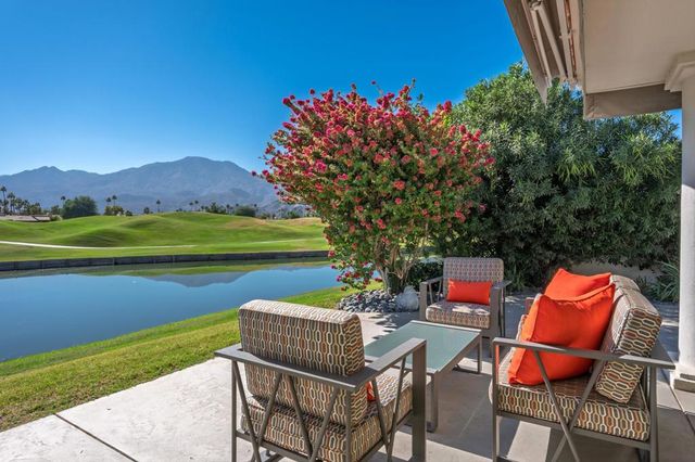 54672 Inverness Way, La Quinta, CA 92253